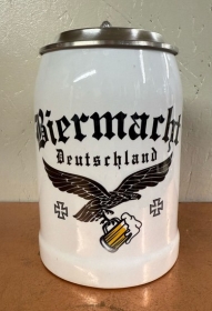 Bierkrug mit Zinndeckel - Biermacht - Deutschland Bierkrug mit Zinndeckel - Biermacht - Deutschland